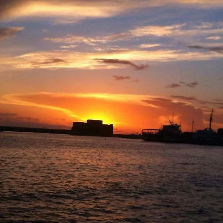 Pearl * Paphos